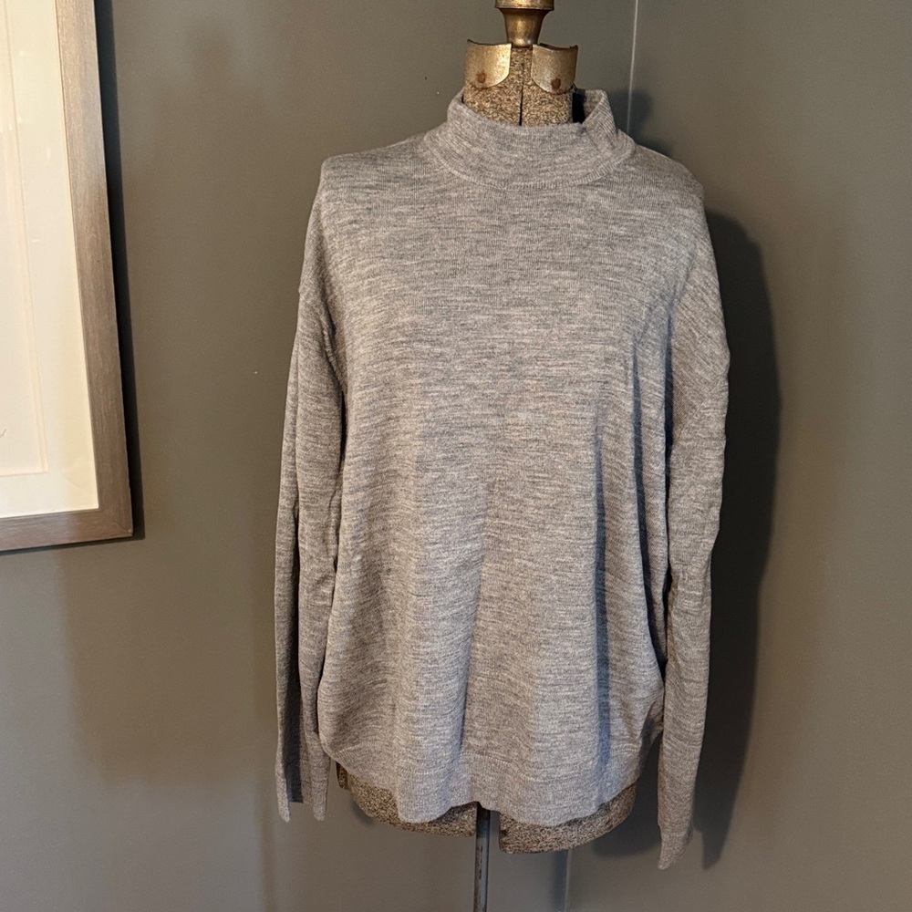 Raffi Gray Merino Wool Turtleneck Sweater